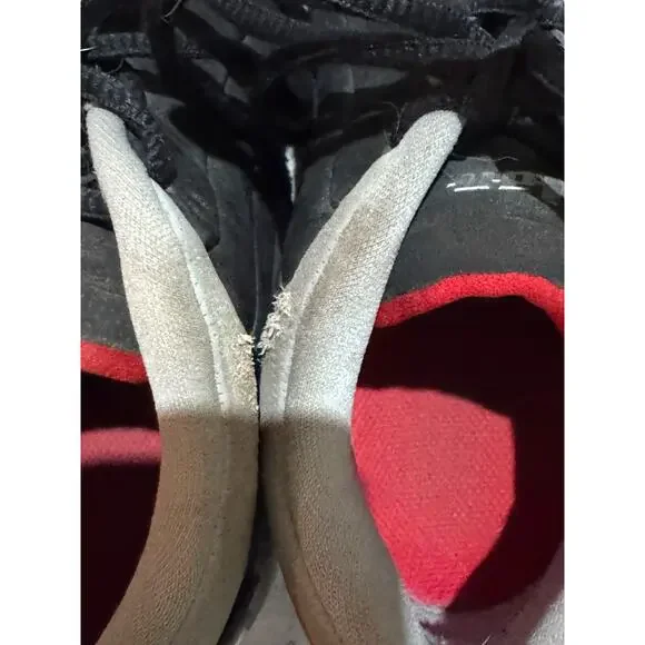 Nike Air Jordan Retro Black Red Basketball Shoes Men’s Size 7 (EU 40) - Picture 4 of 6